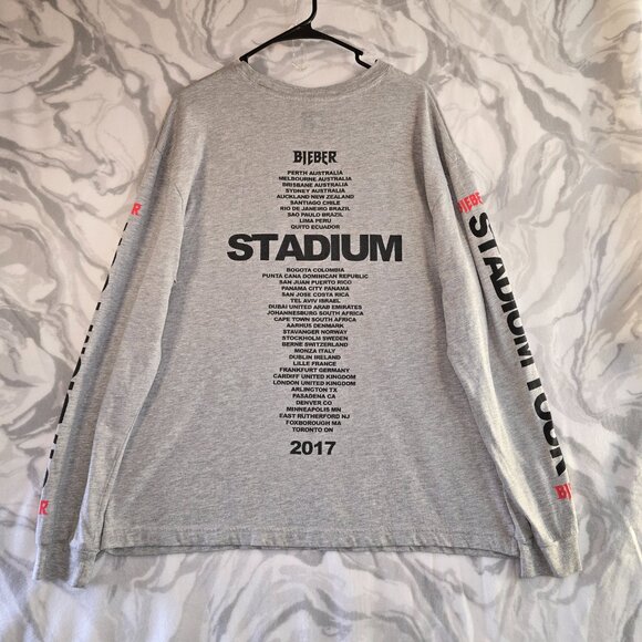 Justin Bieber 2017 Stadium Tour Gray Long Sleeve Shirt Size L - Picture 2 of 5